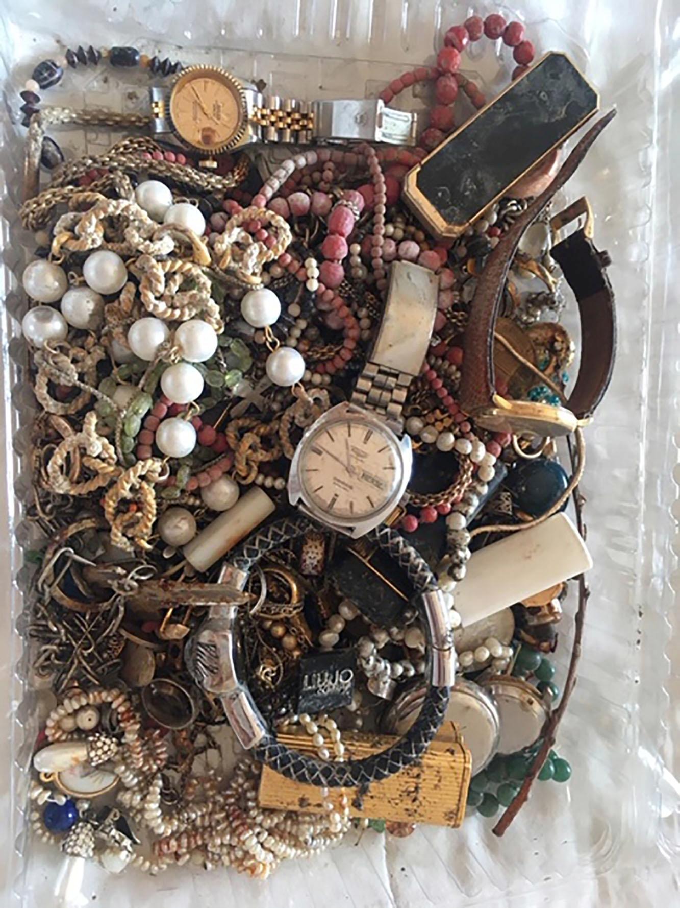 Lerive fine jewelry hotsell