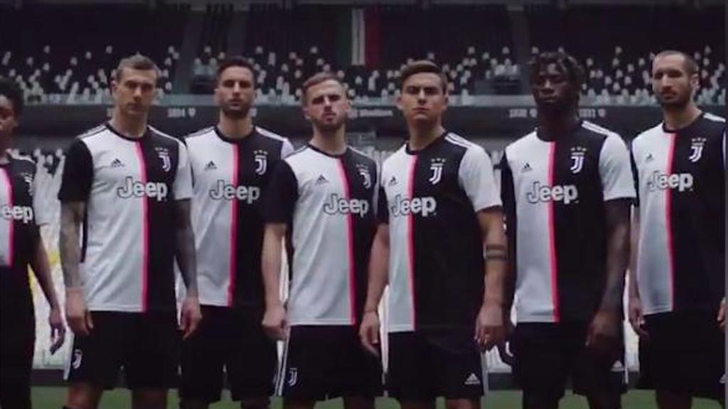 La nuova maglia hot sale della juve 2020