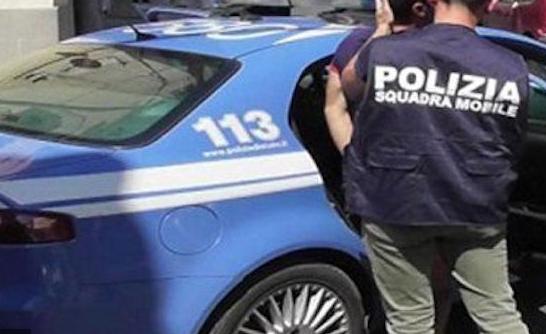 Picchia La Moglie E La Minaccia Con Il Coltello: Allontanato Da Casa Il ...